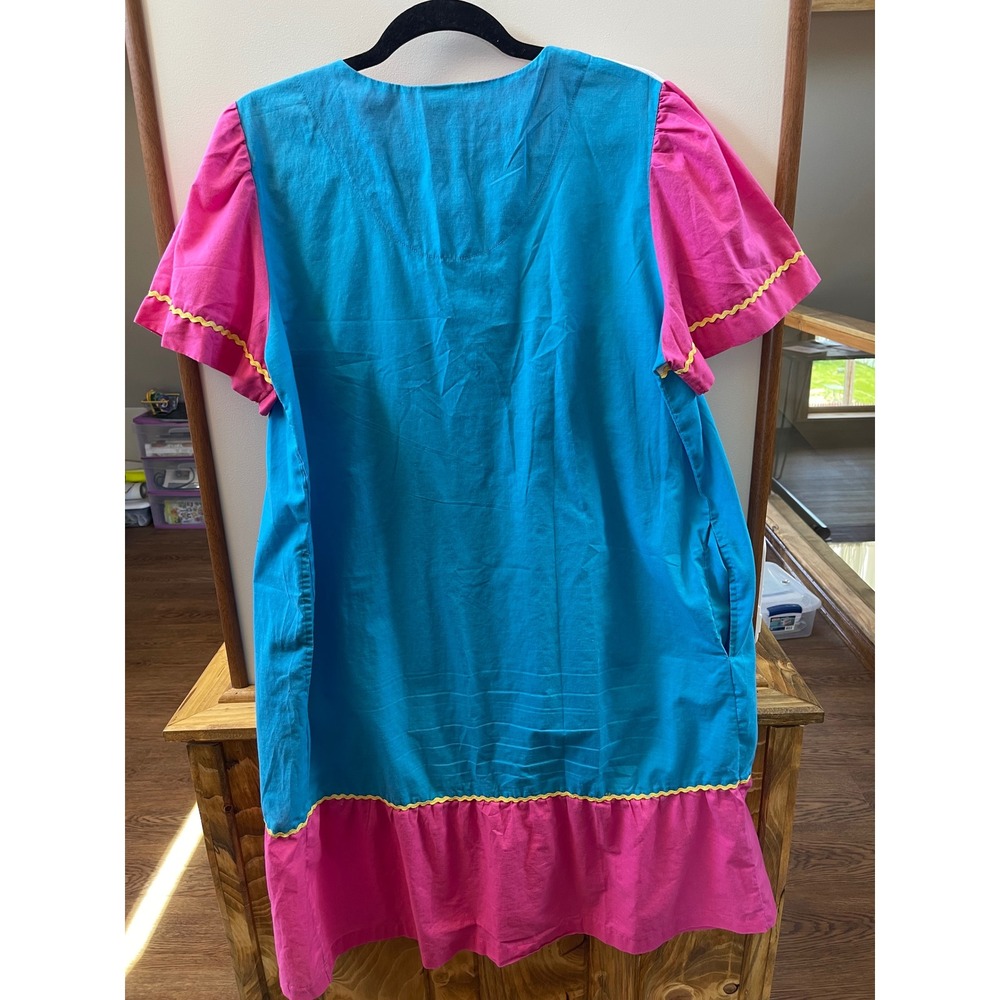 Bobbie Brooks 80's Vintage Muumuu House Dress Pink Blue Floral Embroidered Med - Picture 3 of 5